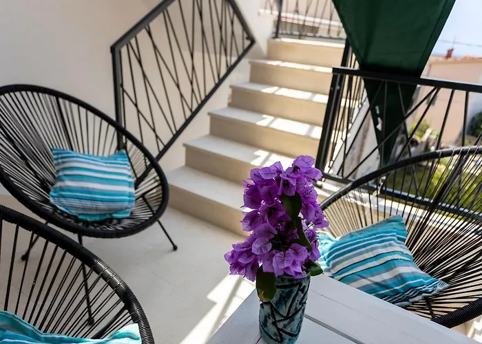 Nora, Old Town Located, Free Parking Makarska